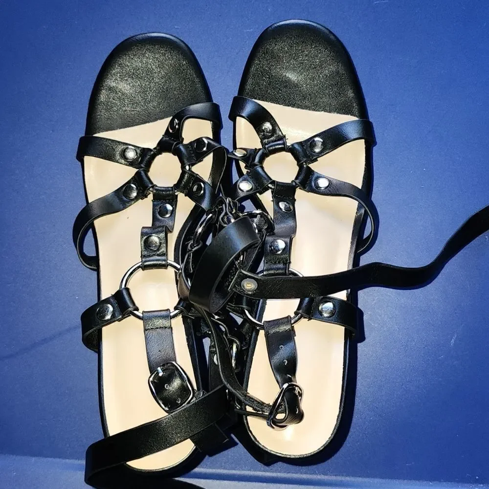 NWOT CAGE HEELS